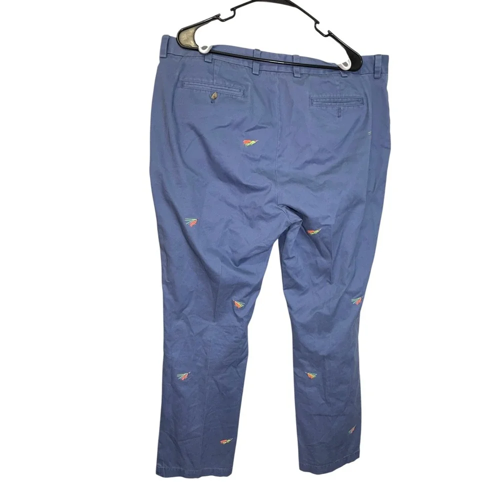 Vineyard Vines 40x32 Blue Chino Pants Embroidered Fishing Fly Preppy Coastal
